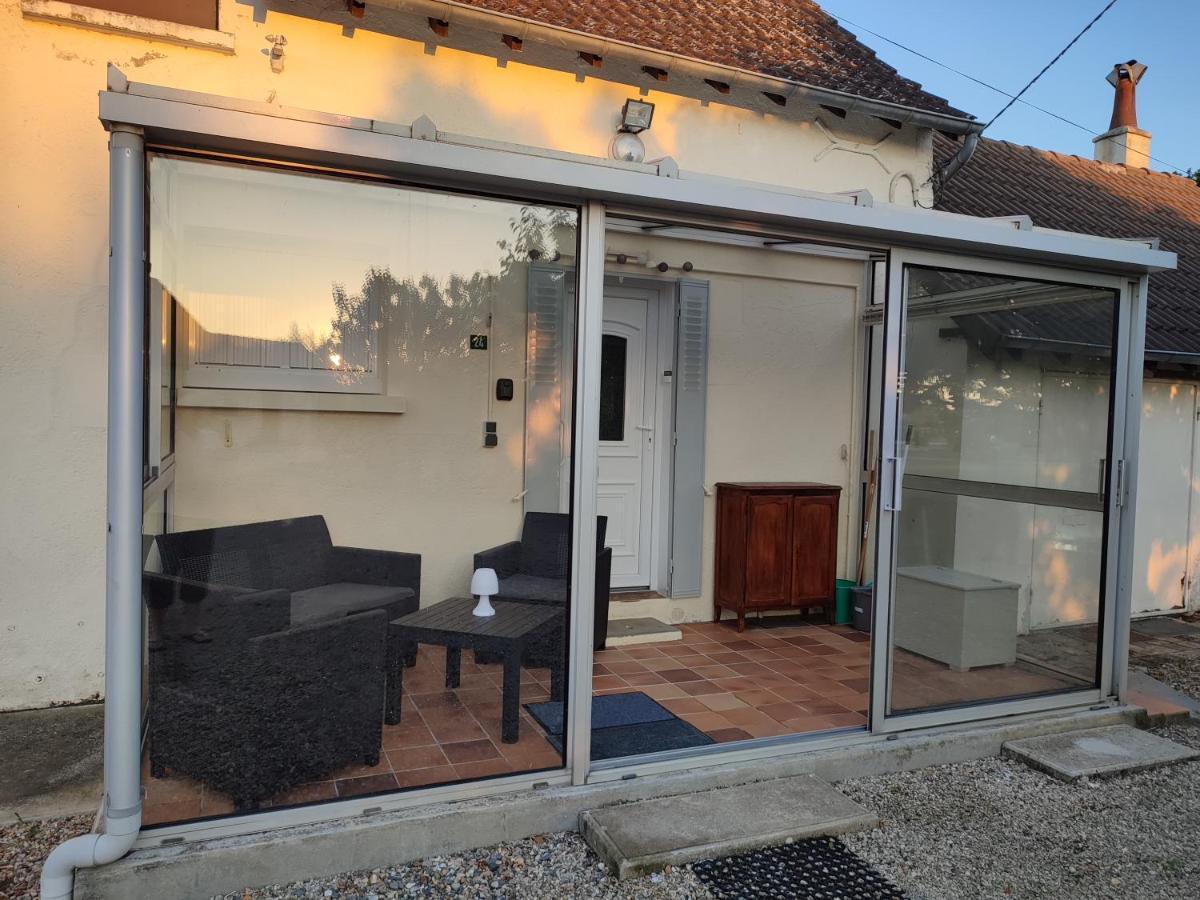 Gîte Chez Jeannot Azay-le-Ferron Extérieur photo